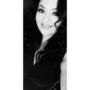 Meet your Posher, Melina